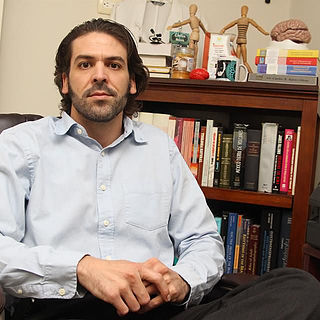 Carlos Novo Olivas